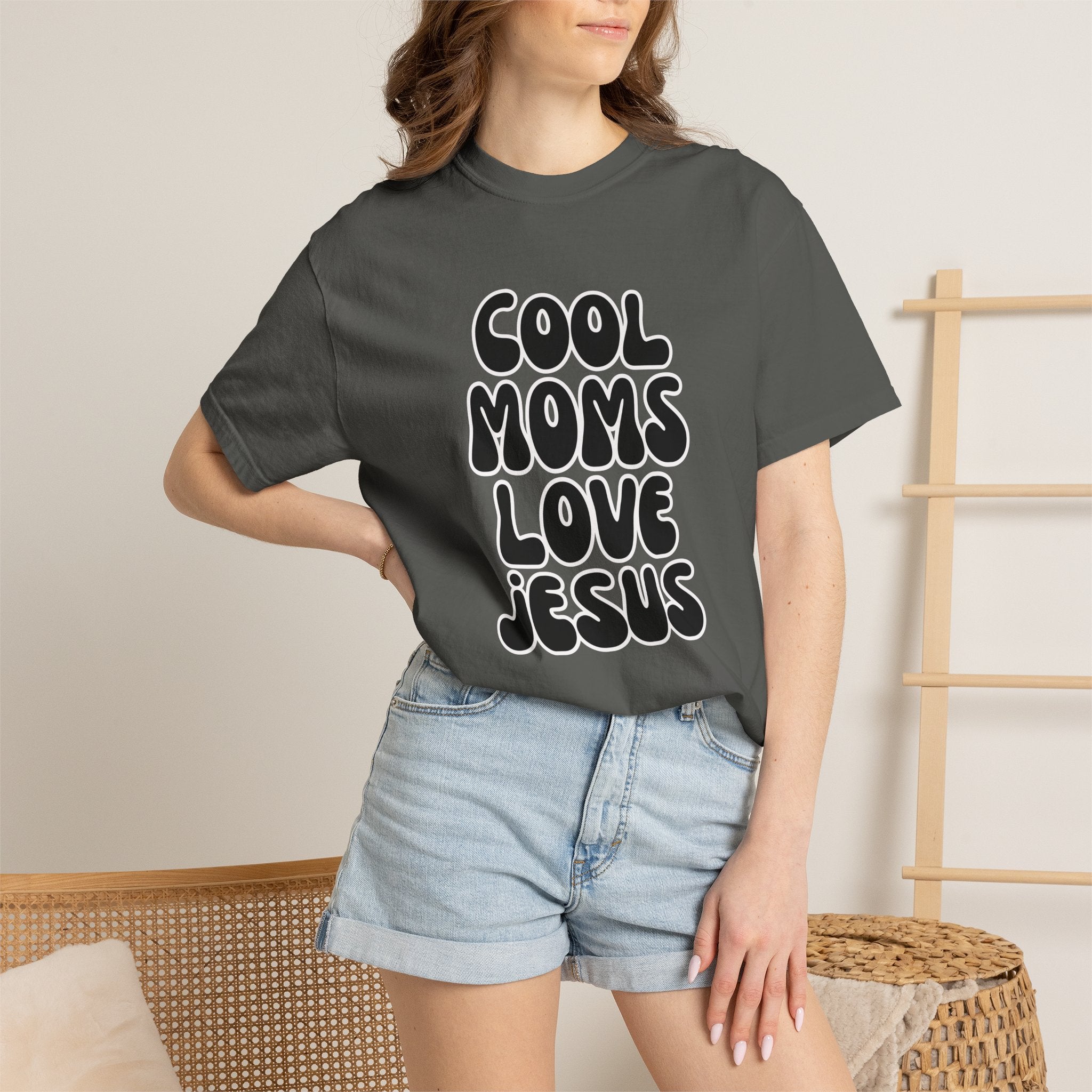 Cool moms love Jesus